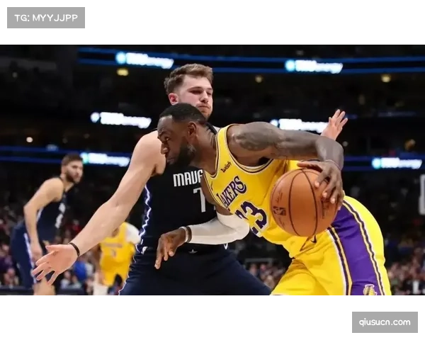 太阳险胜湖人,布克杜兰特合砍65分对飙詹姆斯东契奇 太阳险胜湖人,布克杜兰特合砍65分对飙詹姆斯东契奇